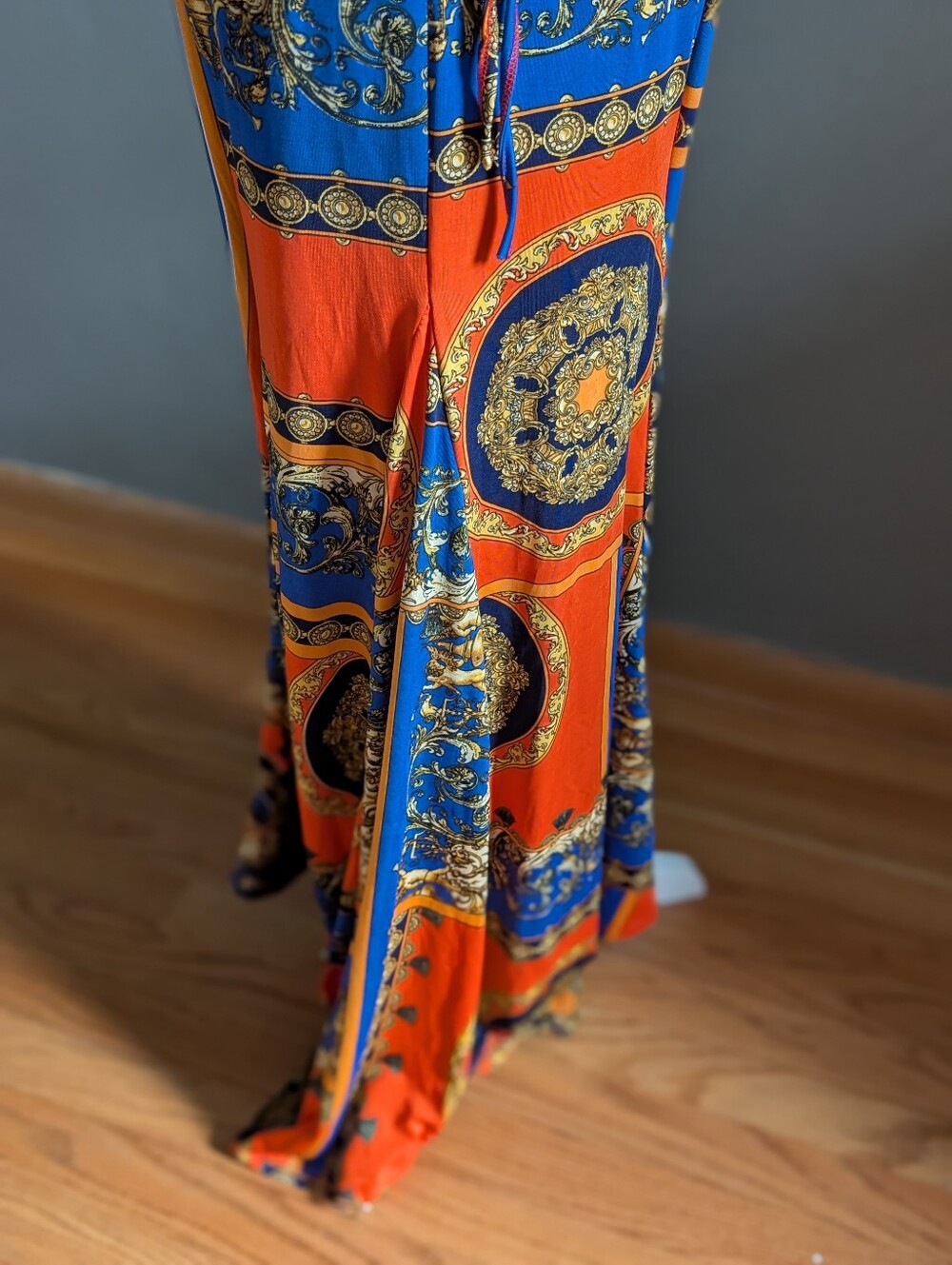 Love Nation Baroque Scarf Print Maxi Dress Size Small Orange Blue Strappy Back - Picture 5 of 7